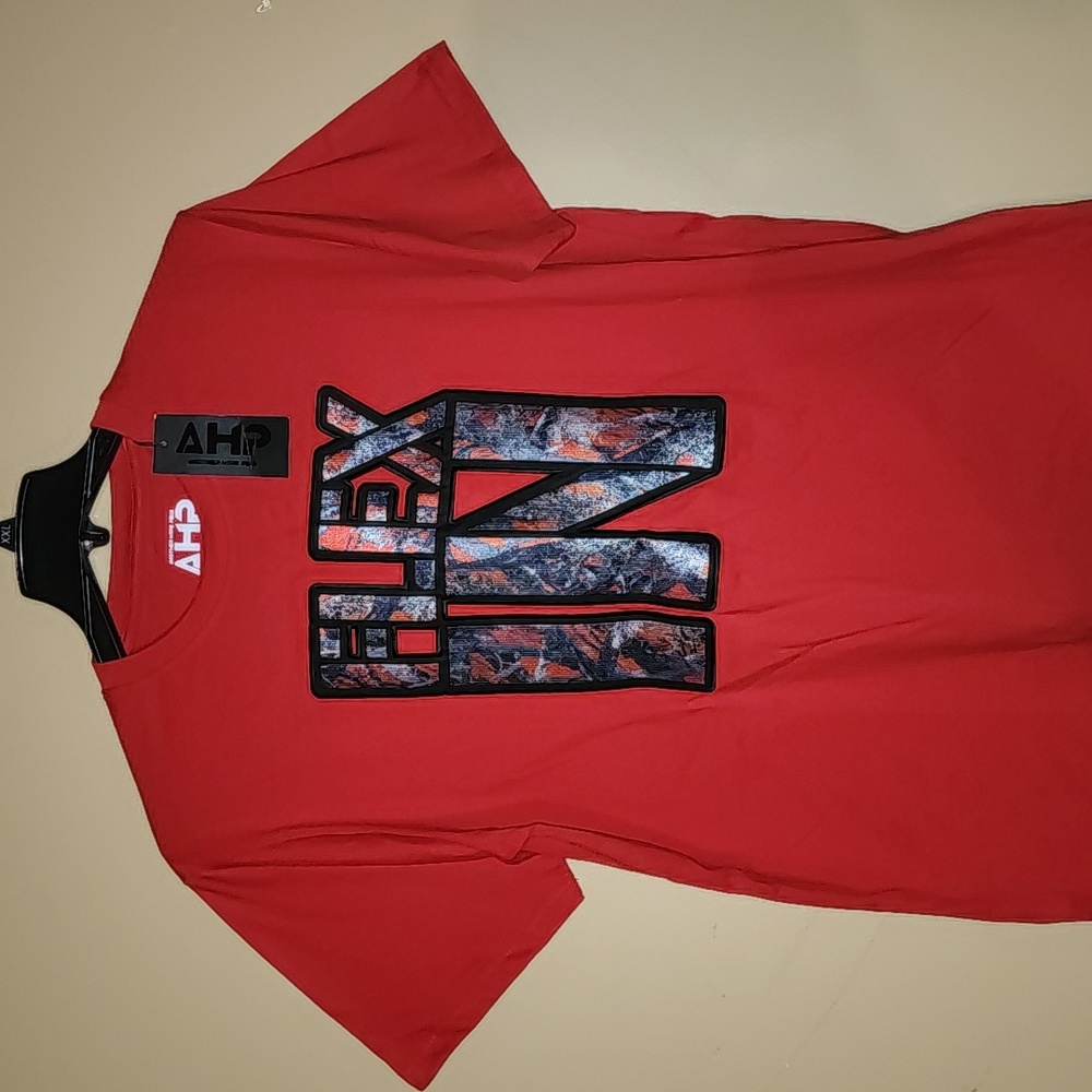 FLEXIN TEE SHIRT